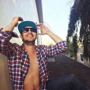 Meet your Posher, Johnny